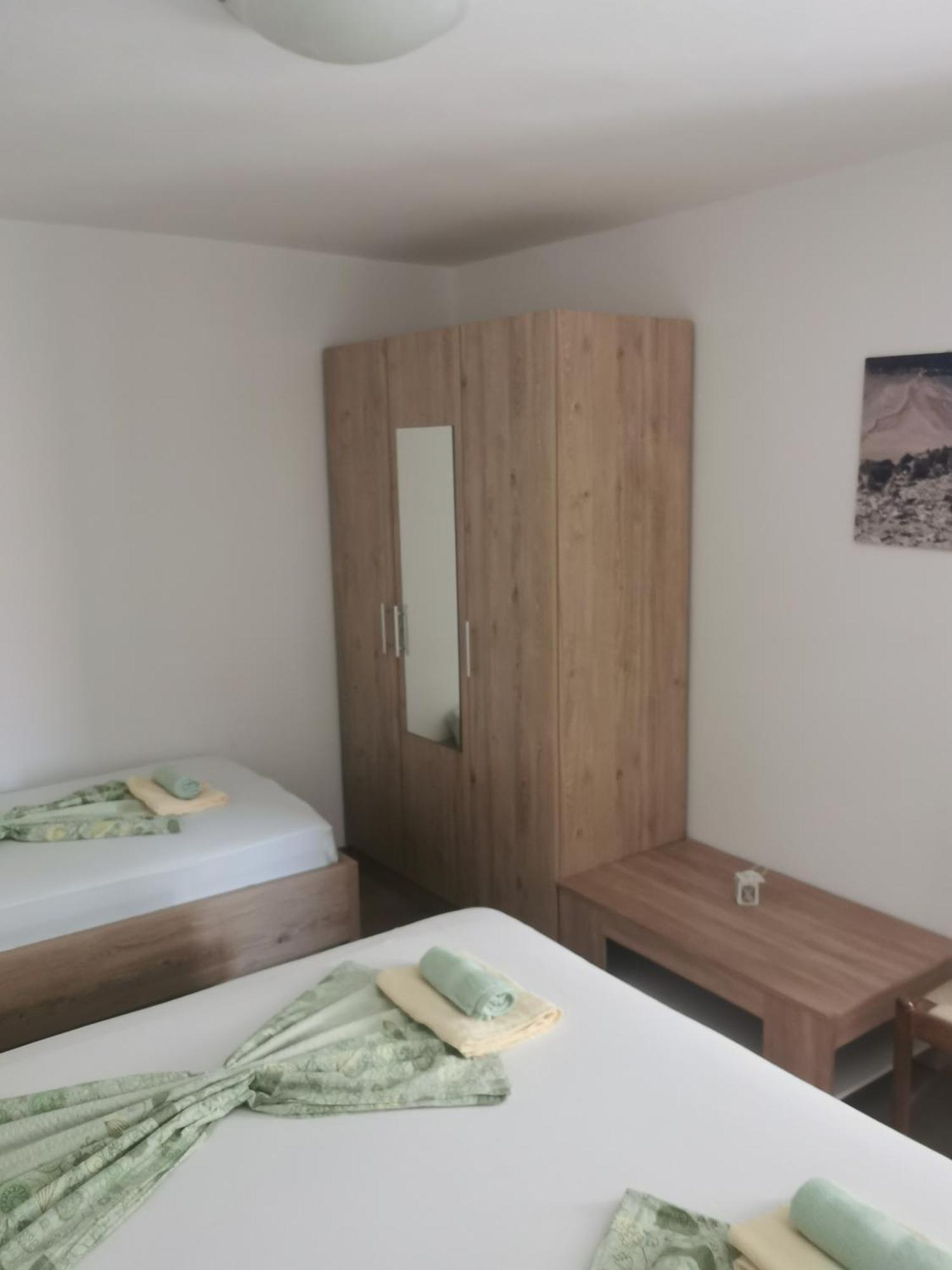 Apartments Boric Lopar Rum bild